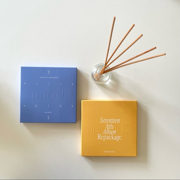 Urban Outfitters Other - SOLD !! NEW seventeen album set